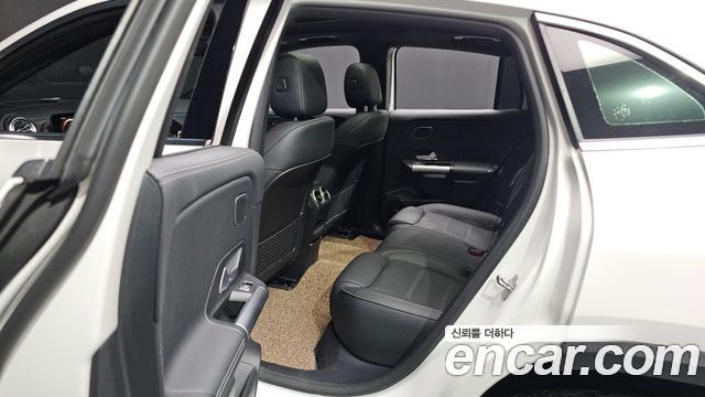 Mercedes-Benz EQA 2023 — photo 25