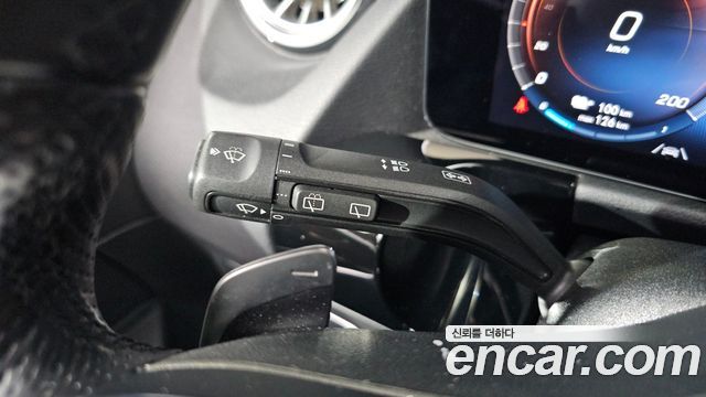 Mercedes-Benz EQA 2023 — photo 29