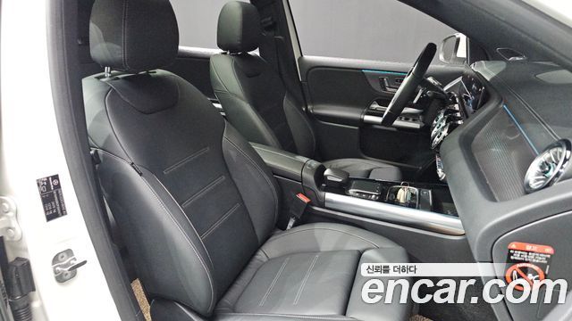 Mercedes-Benz EQA 2023 — photo 32