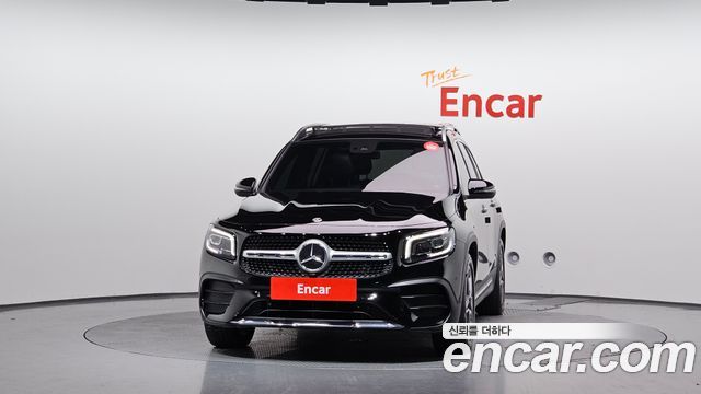 Mercedes-Benz GLB-Class 2020 — photo 3