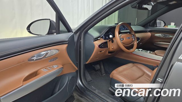 Genesis GV70 2021 — photo 13