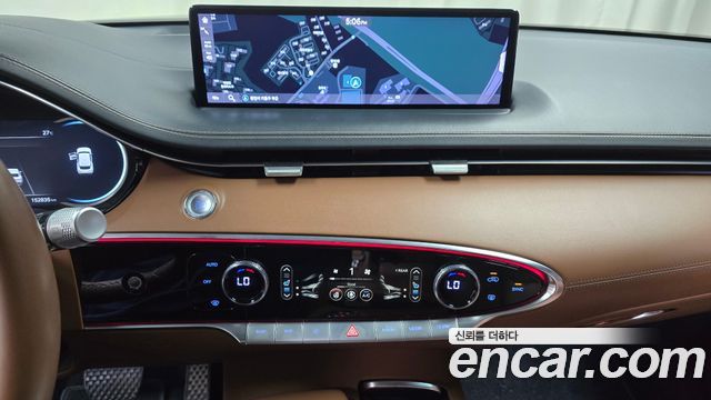 Genesis GV70 2021 — photo 19