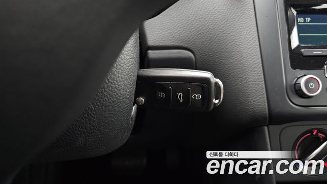 Volkswagen Polo 2014 — photo 19
