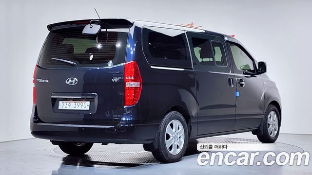 Hyundai Starex 2020 — photo 2