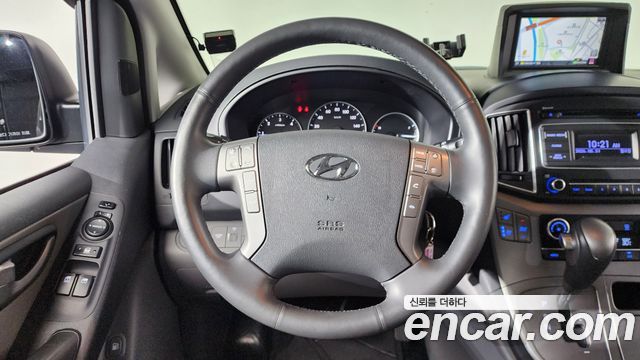 Hyundai Starex 2020 — photo 18