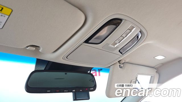 Kia K7 2020 — photo 18