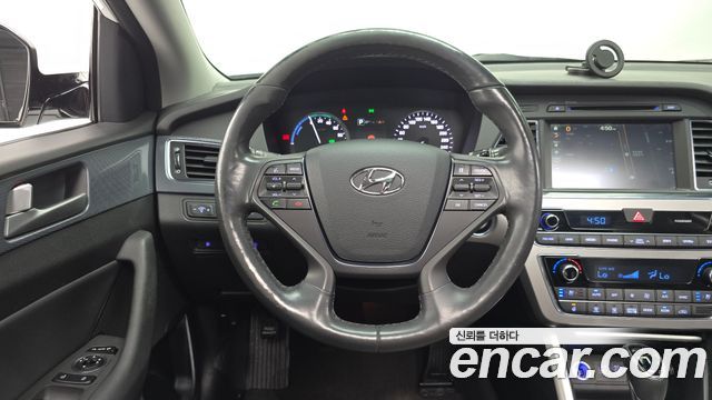 Hyundai Sonata 2015 — photo 19