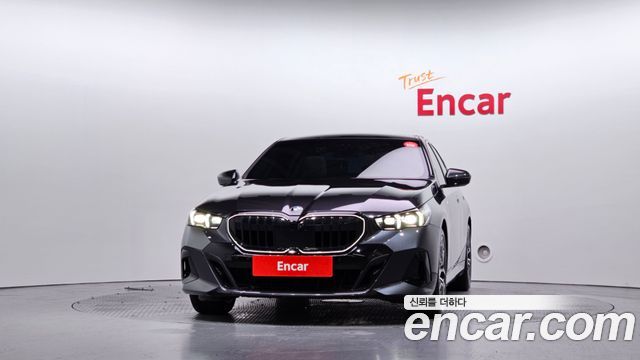BMW 5-Series 2025 — photo 3