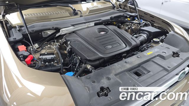 Land Rover Defender 2020 — photo 6