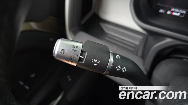 Land Rover Defender 2020 — photo 28