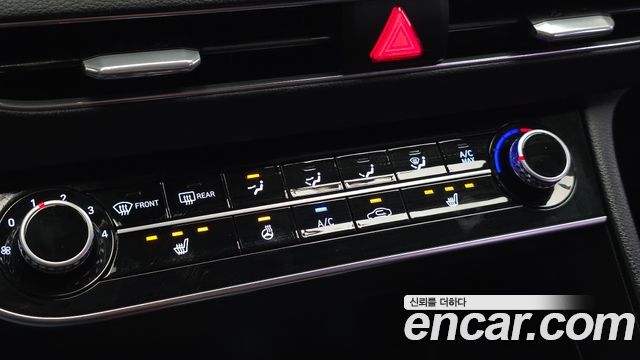 Hyundai Sonata 2020 — photo 27