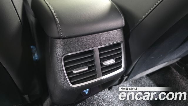 Hyundai Sonata 2020 — photo 28