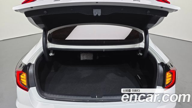 Hyundai Sonata 2020 — photo 30