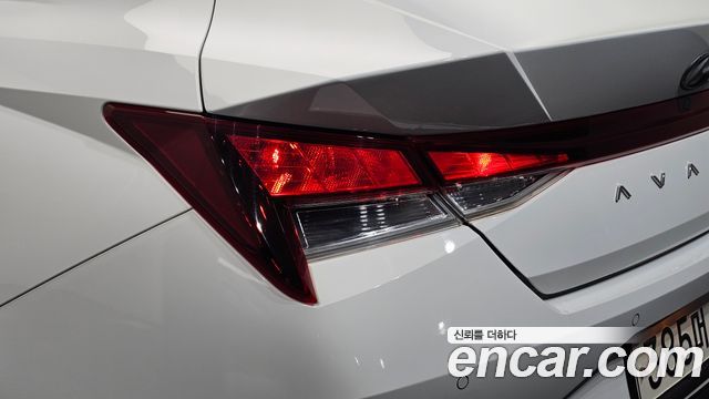 Hyundai AVANTE 2023 — photo 9
