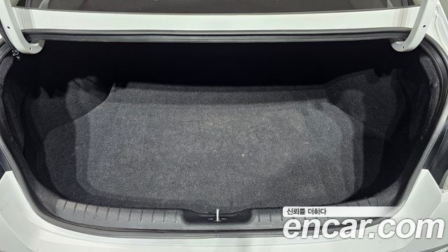 Hyundai AVANTE 2023 — photo 30