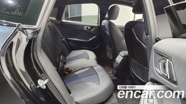 BMW 2-Series 2024 — photo 17