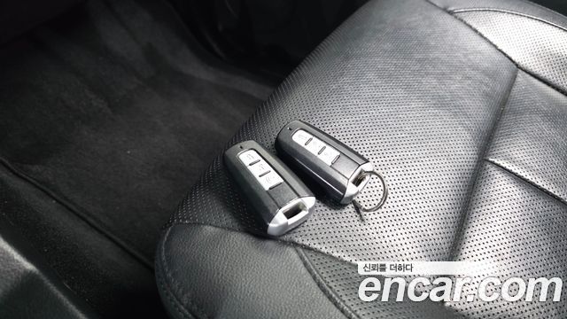 KG Mobility KORANDO 2017 — photo 28