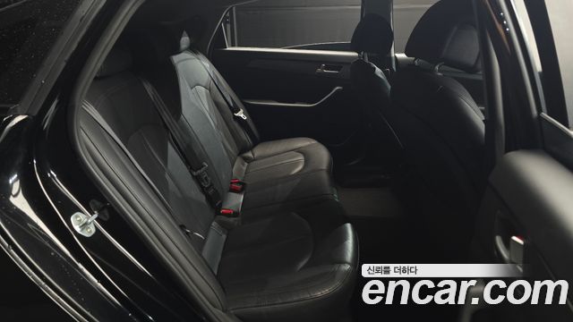 Hyundai Sonata 2015 — photo 17