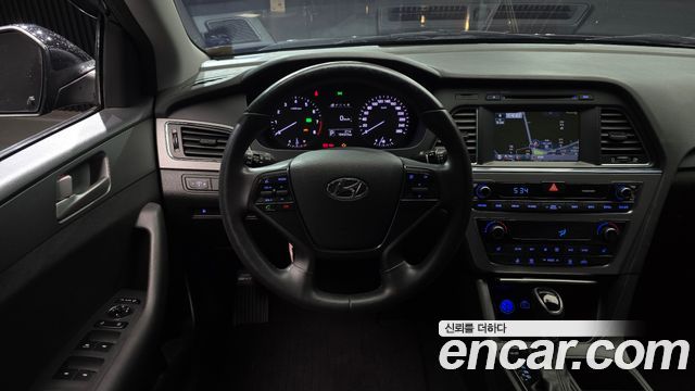 Hyundai Sonata 2015 — photo 19