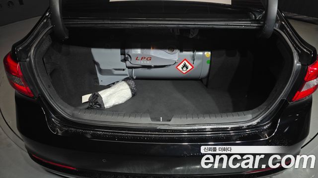 Hyundai Sonata 2015 — photo 26