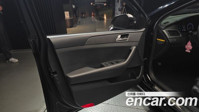 Hyundai Sonata 2015 — photo 14
