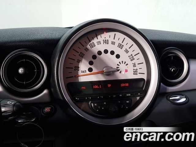 Mini Cooper 2011 — photo 14