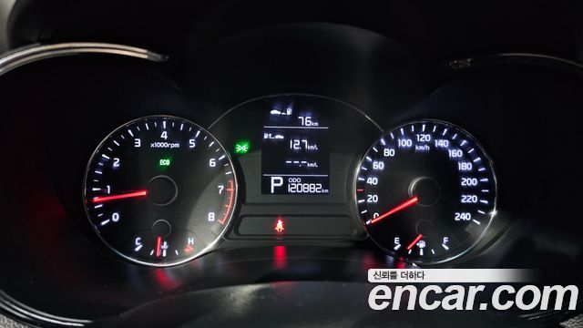 Kia K3 2015 — photo 8
