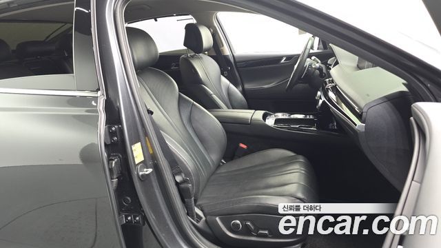 Genesis G80 2021 — photo 12