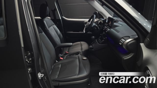 Hyundai Casper 2023 — photo 16