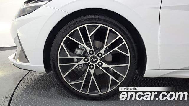 Hyundai AVANTE 2023 — photo 5
