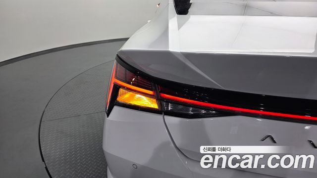Hyundai AVANTE 2023 — photo 9