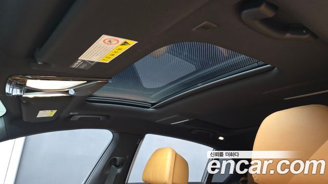 BMW 7-Series 2020 — photo 31