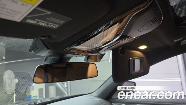 BMW 7-Series 2020 — photo 32