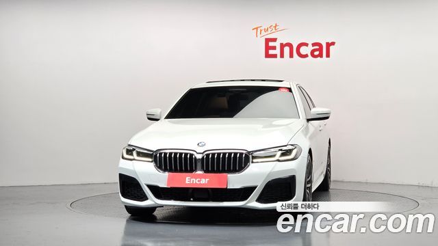 BMW 5-Series 2023 — photo 3