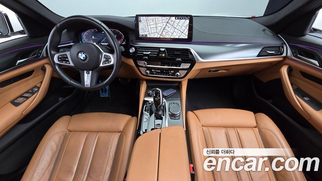 BMW 5-Series 2023 — photo 7