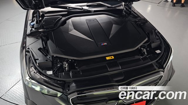 BMW i5 2025 — photo 6