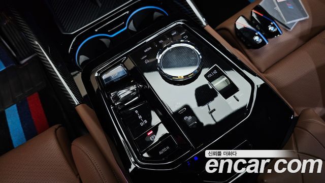 BMW i5 2025 — photo 12