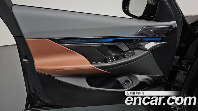 BMW i5 2025 — photo 14