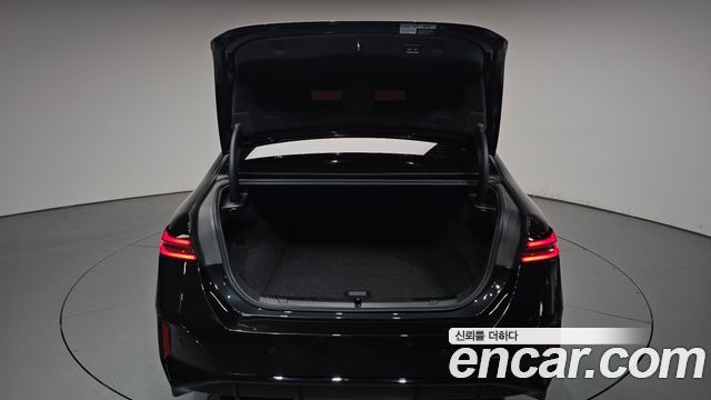 BMW i5 2025 — photo 36
