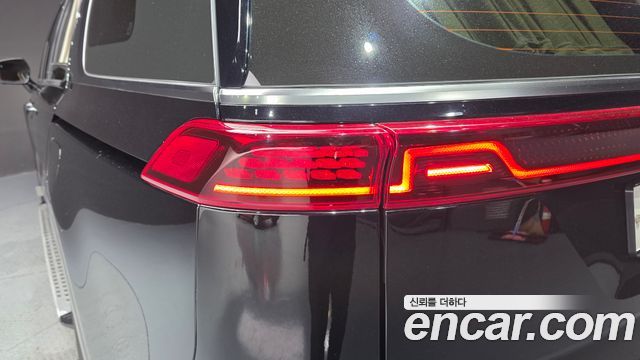 Kia Canival 2023 — photo 9