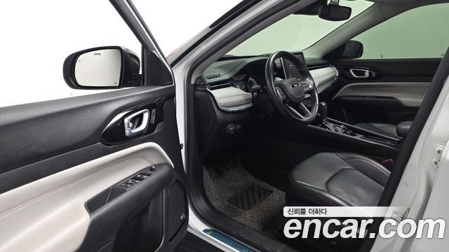 Jeep Compass 2022 — photo 10