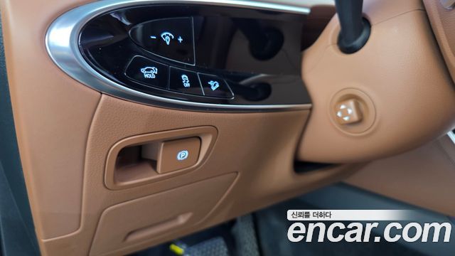 Genesis GV70 2025 — photo 17