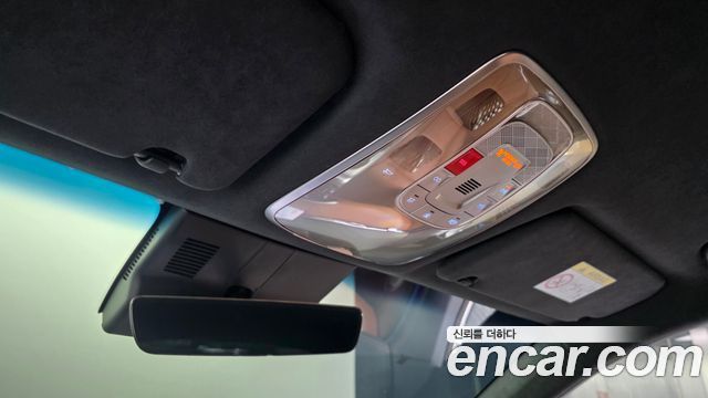 Genesis GV70 2025 — photo 18
