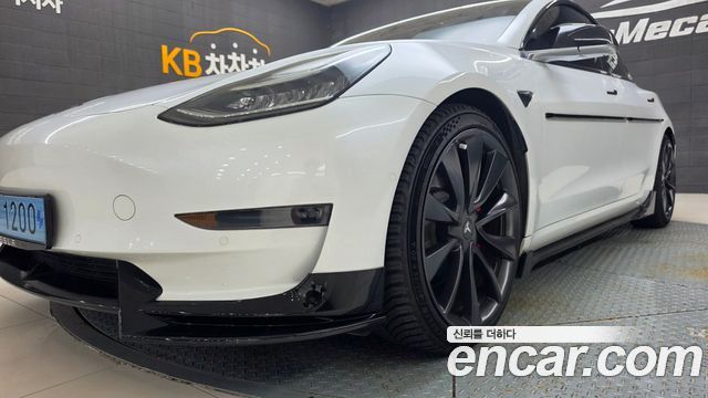 Tesla Model 3 2020 — photo 3