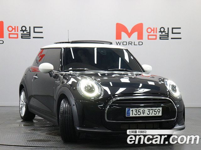 Mini Cooper 2023 — photo 2