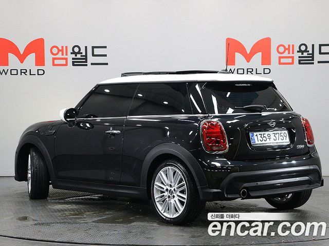 Mini Cooper 2023 — photo 3