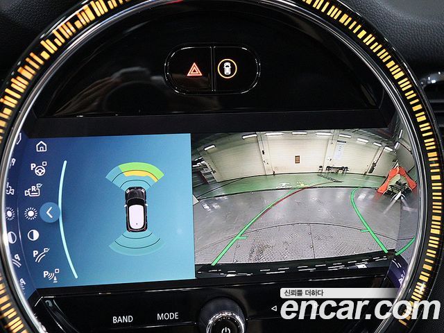Mini Cooper 2023 — photo 9