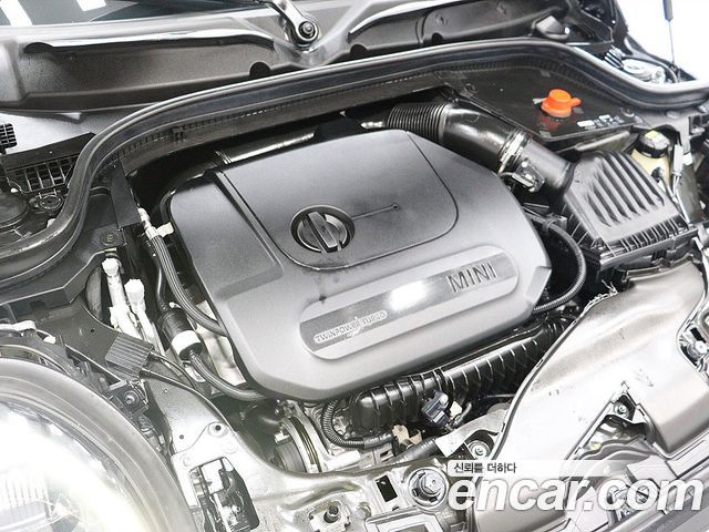 Mini Cooper 2023 — photo 19