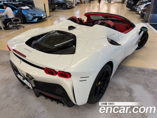 Ferrari SF90 2023 — photo 6