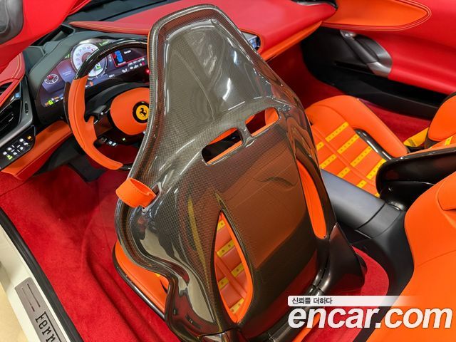 Ferrari SF90 2023 — photo 13